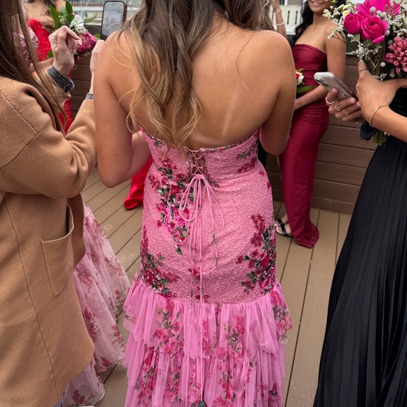 Sherri Hill 57196 - Picture 4 of 7